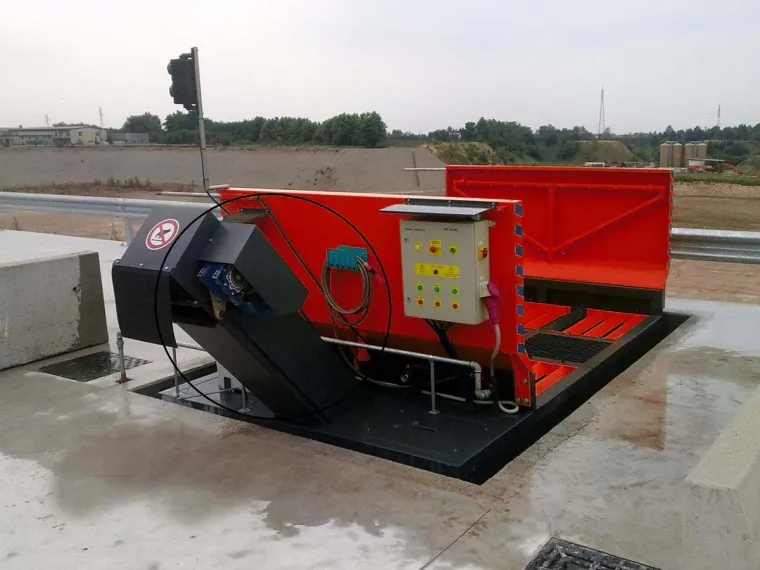  Робот автомойка установка